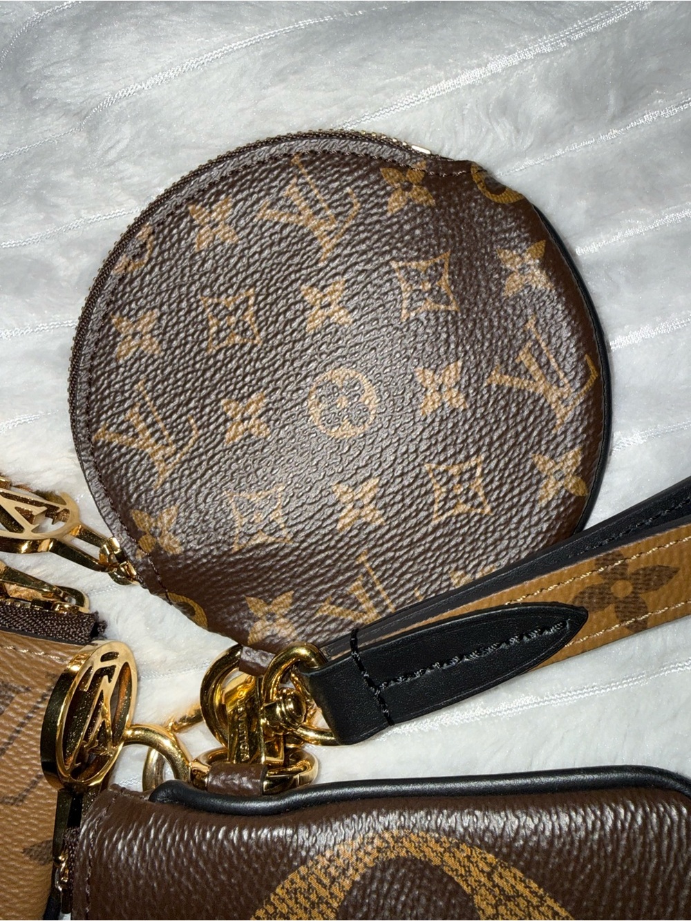 🎉 SOLD 🎉 Louis Vuitton Trio Pouch - Picture 6 of 15